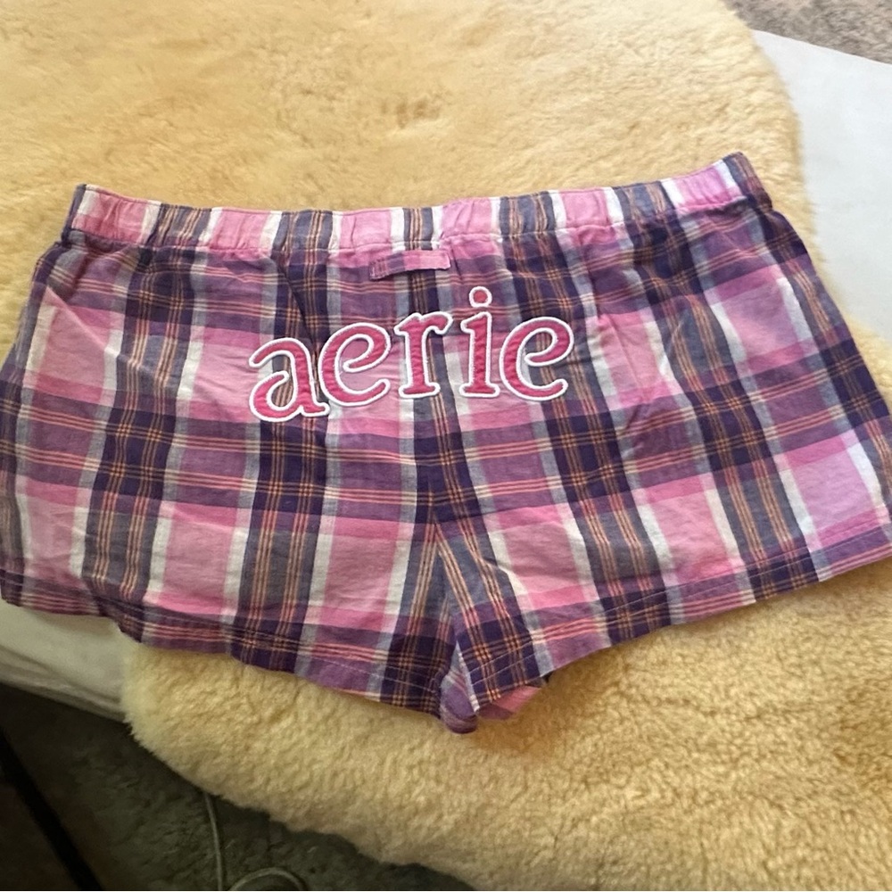 Aerie Pink and Purple Plaid Women Shorts Sz M